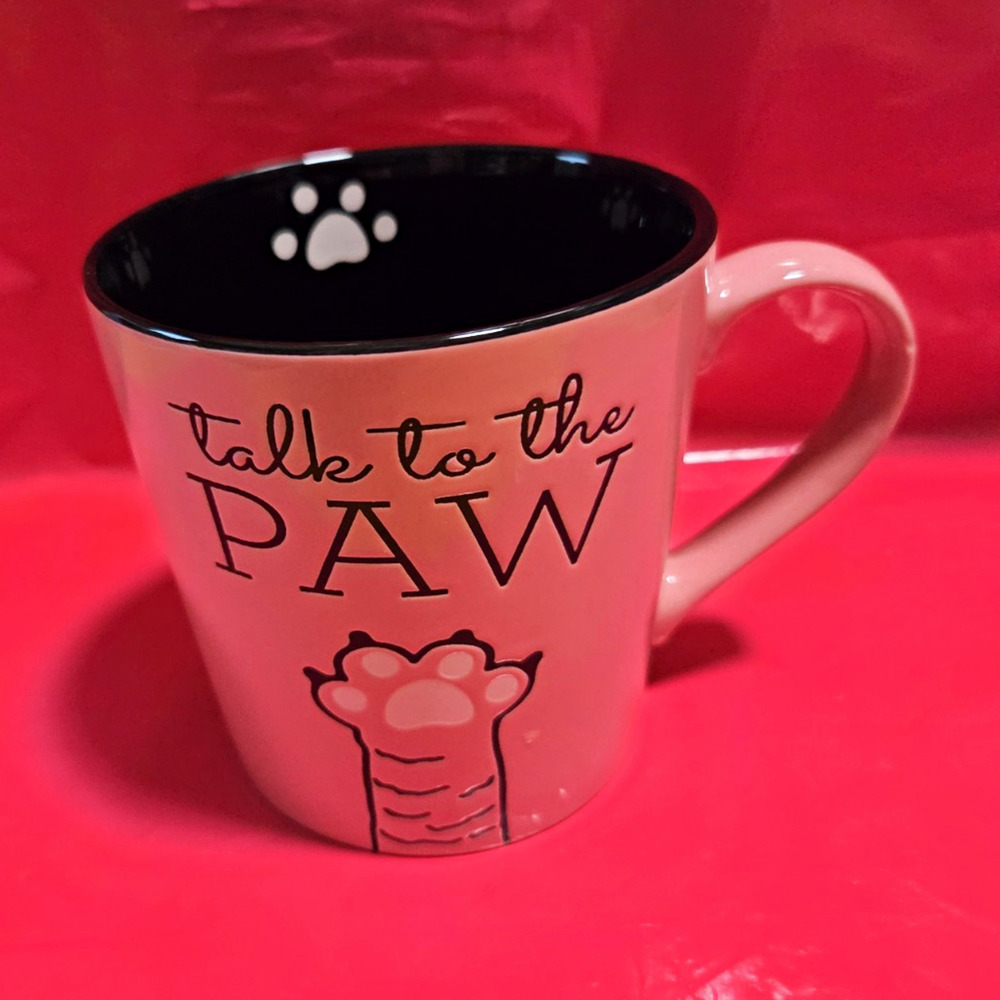 Cracker Barrel Talk to the Paw Pink & Black Paw Print 16 oz Ceramic Mug